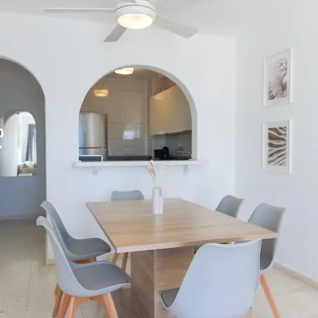 Phaedrus Living: Byzantium Modern Flat * Pafos
