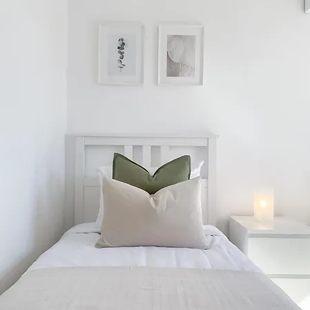 Phaedrus Living: Byzantium Modern Flat Апартаменты Пафос